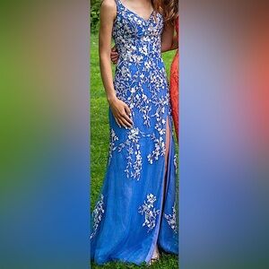 Blue prom dress